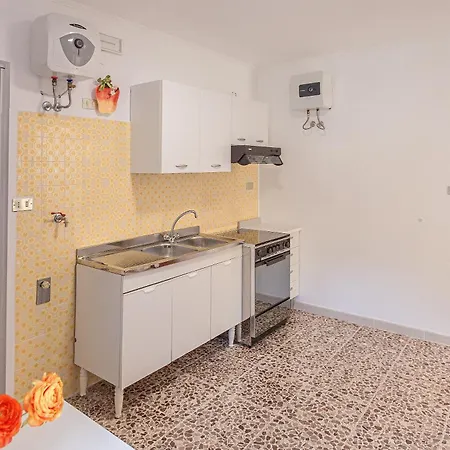 Casa *